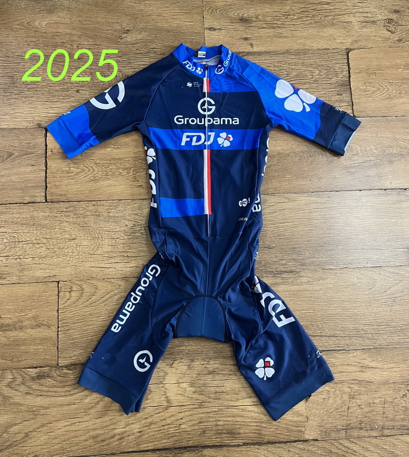 LASER CUT Schaatspak 2026 2025 - Cycling Gear Logo recensie en prijs